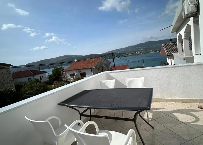 Adriatic Breeze Family